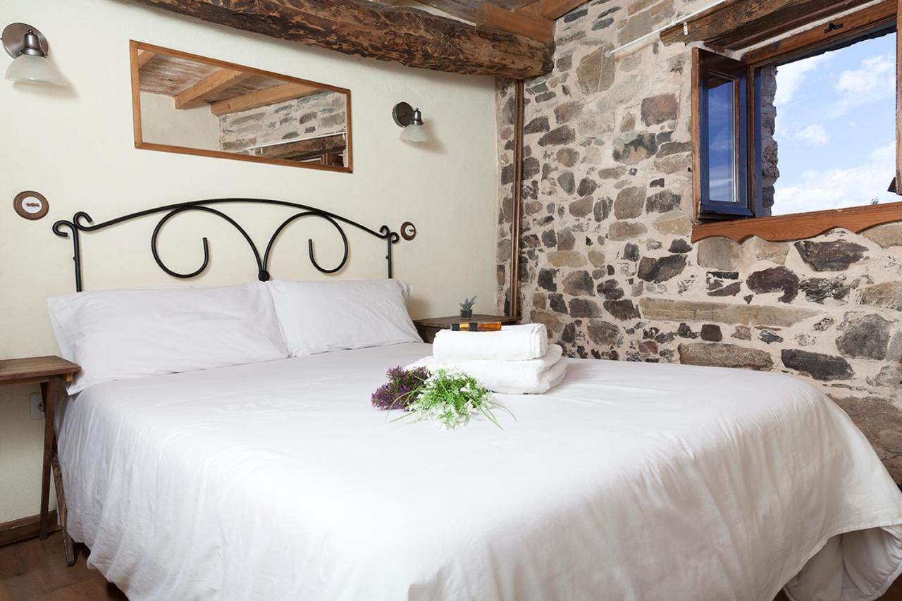 Bed and Breakfast La Rosa Del Agua à El Acebo de San Miguel Extérieur photo